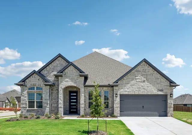 Photo 2 of Single family home for sale at 432 Wabash Dr, Waxahachie, TX 75167 | MLS# 21314059 | Listing updated on 2026-10-07