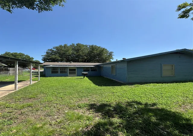 Photo 13 of Single family home for sale at 5128 Ira St, Haltom City, TX 76117 | MLS# 21313872 | Listing updated on 2026-07-21