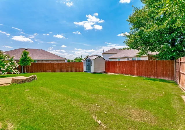 Homes for sale in Burleson, TX | 1208 Krista Dr, Burleson, TX 76028 | MLS# 21267808