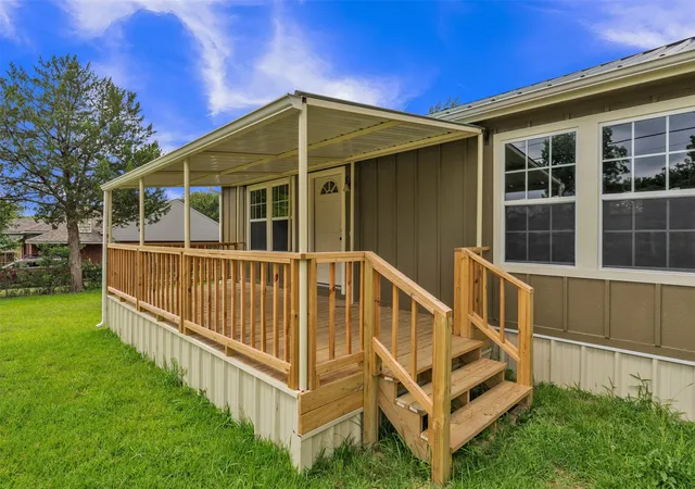 Photo 3 of Single family home for sale at 6410 Renwood Dr, Fort Worth, TX 76140 | MLS# 21311797 | Listing updated on 2026-08-27
