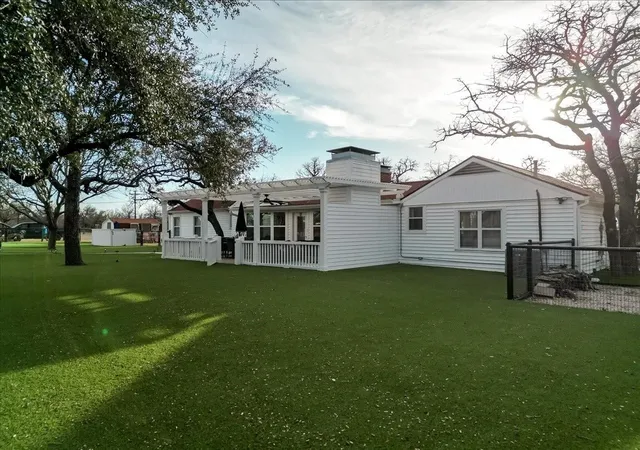 Homes for sale in Mineral Wells, TX | 3661 S Hwy 281, Mineral Wells, TX 76067 | MLS# 21313745