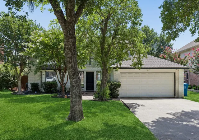 Photo 1 of Single family home for sale at 2108 Bentley Dr, Flower Mound, TX 75028 | MLS# 21308776 | Listing updated on 2026-08-29