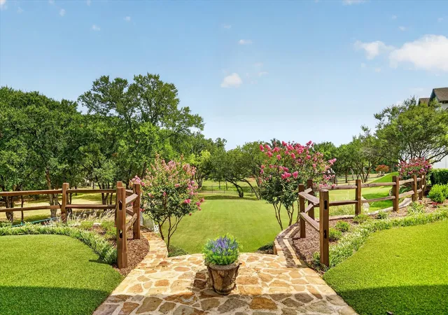 Photo 3 of Single family home for sale at 3438 Indian Trl, Arlington, TX 76016 | MLS# 21314056 | Listing updated on 2026-08-22