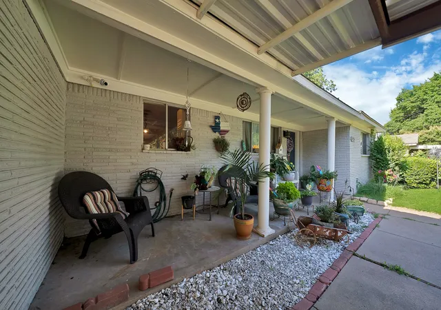 Homes for sale in White Settlement, TX | 7824 Whitney Dr, White Settlement, TX 76108 | MLS# 21313733