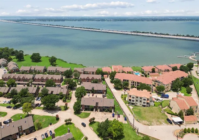 Photo 1 of Condo for sale at 1503 Signal Ridge Pl, Rockwall, TX 75032 | MLS# 21310036 | Listing updated on 2026-08-22
