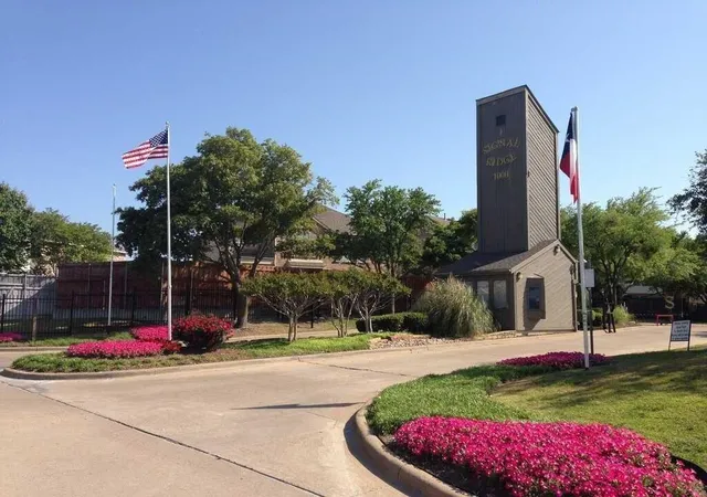 Photo 2 of Condo for sale at 1503 Signal Ridge Pl, Rockwall, TX 75032 | MLS# 21310036 | Listing updated on 2026-08-22