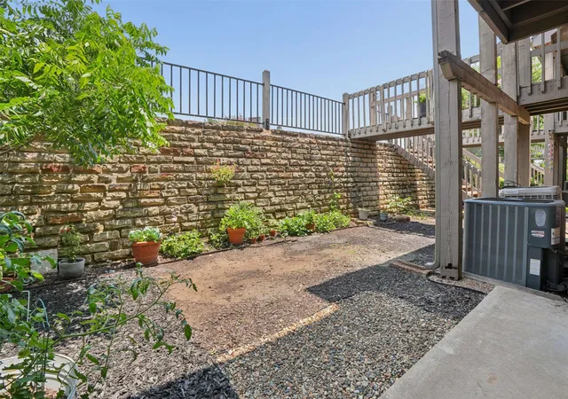 Photo 3 of Condo for sale at 1503 Signal Ridge Pl, Rockwall, TX 75032 | MLS# 21310036 | Listing updated on 2026-08-22