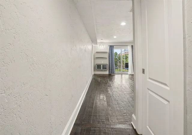 Photo 4 of Condo for sale at 1503 Signal Ridge Pl, Rockwall, TX 75032 | MLS# 21310036 | Listing updated on 2026-08-22