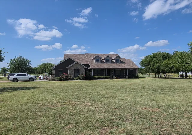 Homes for sale in Jermyn, TX | 204 Jermyn Rd, Jermyn, TX 76459 | MLS# 21314426