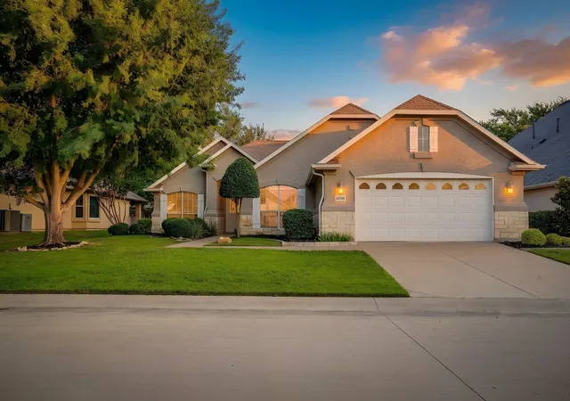 Photo 1 of Single family home for sale at 10508 Belvedere Dr, Denton, TX 76207 | MLS# 21314365 | Listing updated on 2026-10-04