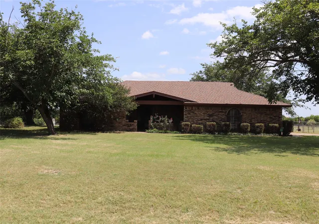 Photo 1 of Sale Pending at 1147 Riverview Dr, Cleburne, TX 76033 | MLS# 21314445 | Listing updated on 2026-07-25