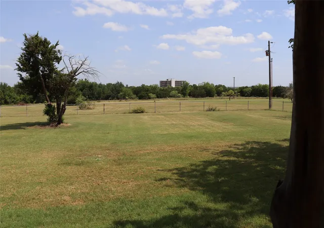 Photo 3 of Sale Pending at 1147 Riverview Dr, Cleburne, TX 76033 | MLS# 21314445 | Listing updated on 2026-07-25