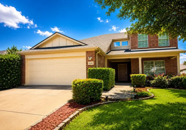 Photo 1 of Sale Pending at 8108 Toltec Ct, Arlington, TX 76002 | MLS# 21314468 | Listing updated on 2026-07-10