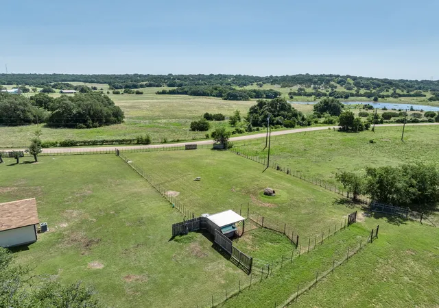 Homes for sale in Clifton, TX | 2517 County Road 4240, Clifton, TX 76634 | MLS# 21310912