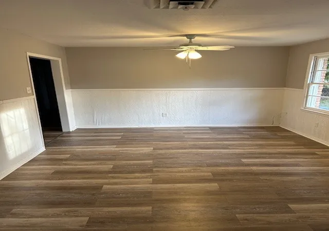 Photo 4 of Single family home for sale at 104 N Emberwood Dr, Robinson, TX 76706 | MLS# 21314484 | Listing updated on 2026-08-20