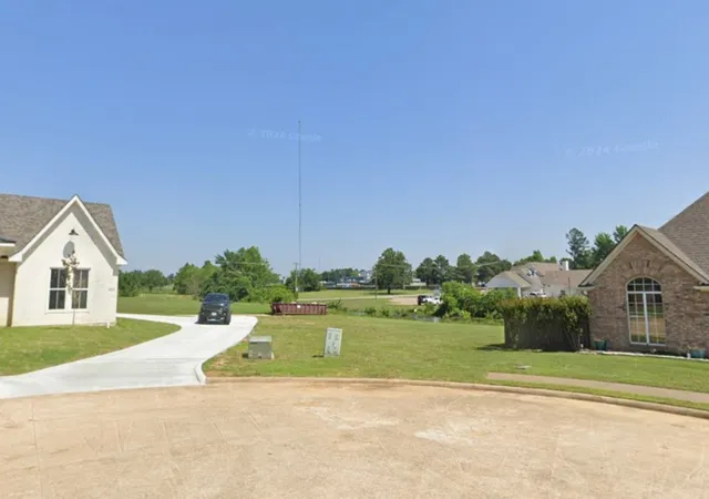 Photo 1 of Land for sale at 2865 10th St Ne, Paris, TX 75462 | MLS# 21314405 | Listing updated on 2026-08-25