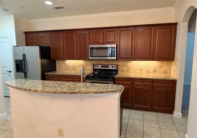 Photo 2 of Condo for sale at 1861 Signal Ridge Pl, Rockwall, TX 75032 | MLS# 21314516 | Listing updated on 2026-08-24
