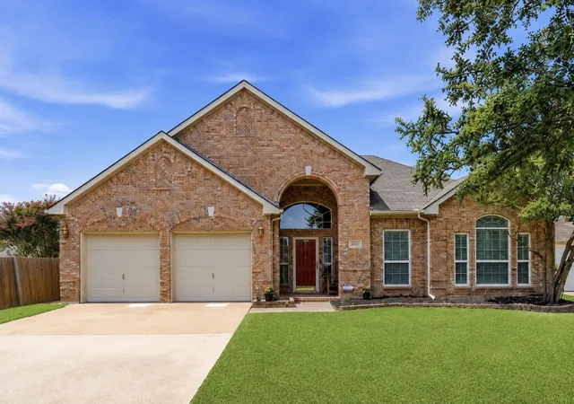 1st image of 5371 Natchez Trl, Fort Worth, TX 76137 | MLS# 21310747
