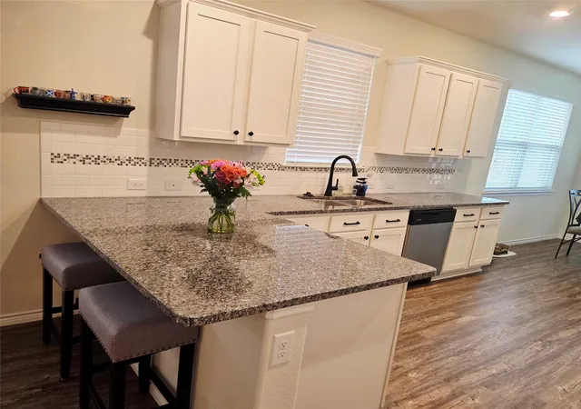 4th image of 2453 Larimar Dr, Little Elm, TX 76227 | MLS# 21314536