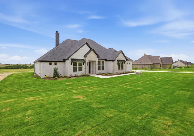 Photo 3 of Single family home for sale at 6132 Cr 1229, Godley, TX 76044 | MLS# 21314041 | Listing updated on 2026-08-22