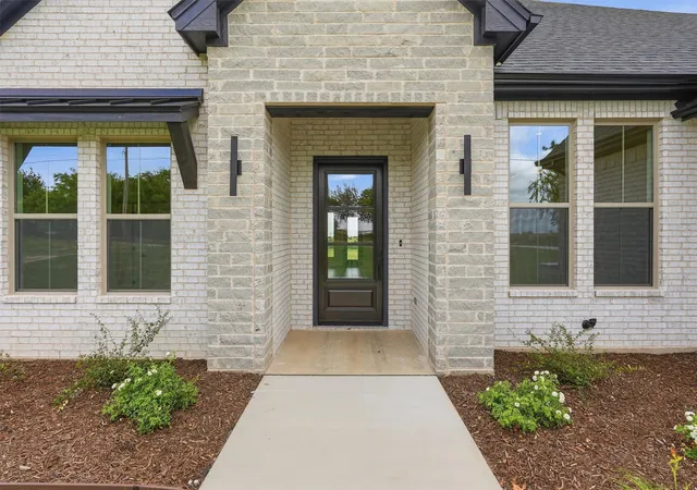 Photo 3 of Single family home for sale at 6132 Cr 1229, Godley, TX 76044 | MLS# 21314041 | Listing updated on 2026-08-22