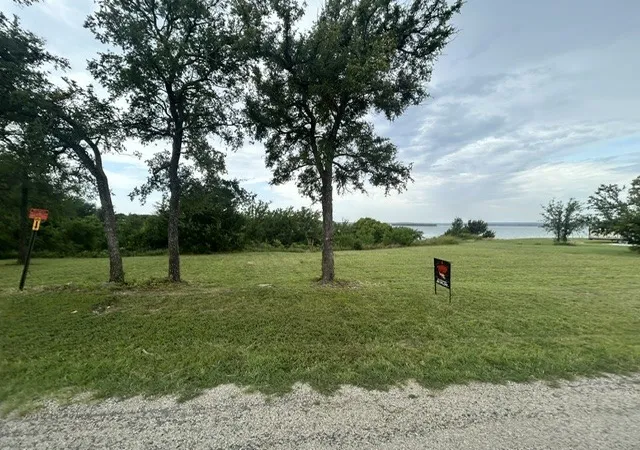 Homes for sale in Lake Bridgeport, TX | Tbd Twin Hills Rd, Lake Bridgeport, TX 76426 | MLS# 21314496
