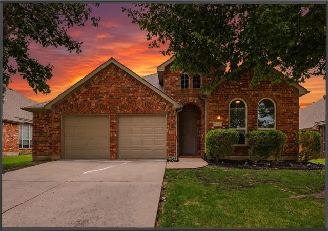 Homes for sale in Little Elm, TX | 2432 Chesterwood Dr, Little Elm, TX 75068 | MLS# 21294477