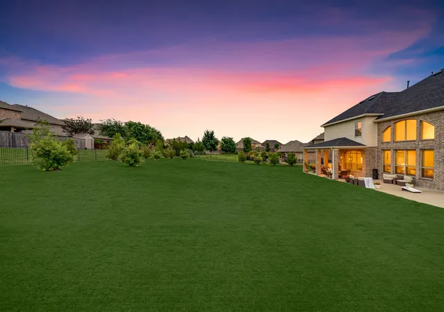 Photo 3 of Single family home for sale at 604 Amherst Dr, Rockwall, TX 75087 | MLS# 21314662 | Listing updated on 2026-08-23