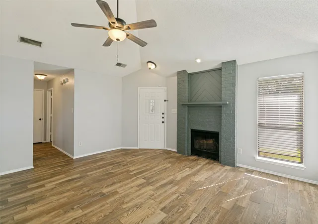 Photo 4 of Single family home for sale at 1103 Appleton Dr, Mansfield, TX 76063 | MLS# 21314050 | Listing updated on 2026-07-18
