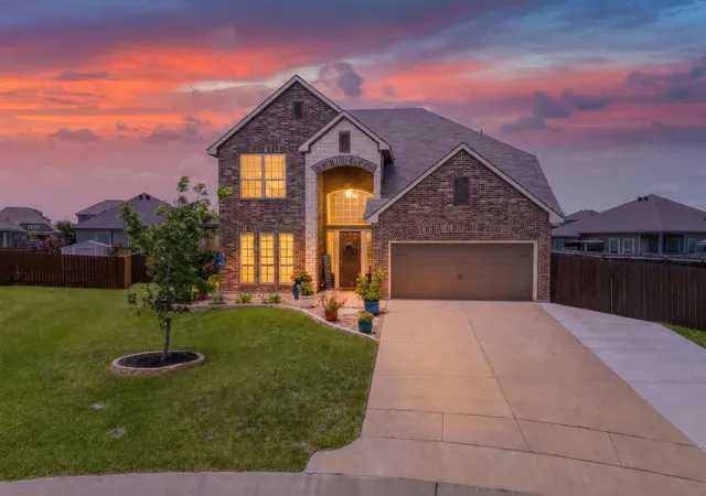 Photo 2 of Sale Pending at 10612 Jordan Ct, Waco, TX 76708 | MLS# 21306093 | Listing updated on 2026-08-20