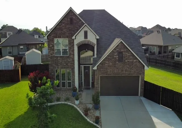 Photo 3 of Sale Pending at 10612 Jordan Ct, Waco, TX 76708 | MLS# 21306093 | Listing updated on 2026-08-20