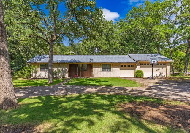 Homes for sale in Greenville, TX | 4177 County Road 3321, Greenville, TX 75402 | MLS# 21314720