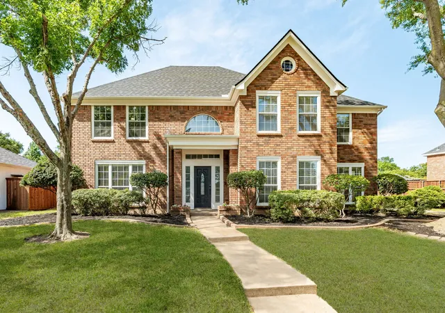 Homes for sale in Highland Village, TX | 725 Tartan Trl, Highland Village, TX 75077 | MLS# 21314110