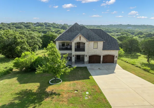 Photo 3 of Single family home for sale at 28029 Marina Dr, Whitney, TX 76692 | MLS# 21314427 | Listing updated on 2026-08-04