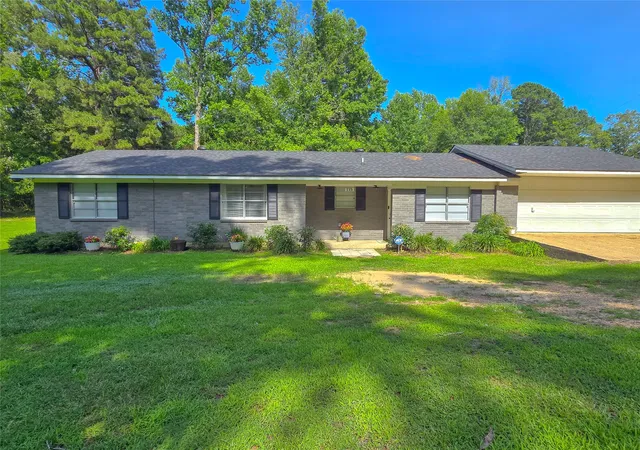 Photo 1 of Single family home for sale at 175 Magnolia Rd, Dubberly, LA 71024 | MLS# 21314772 | Listing updated on 2026-08-27