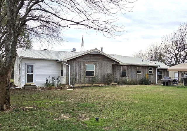 1st image of 484 County Road 1206, Savoy, TX 75479 | MLS# 21314398