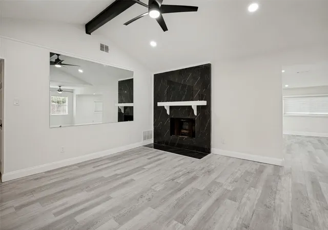 Photo 3 of Single family home for sale at 708 Glen Rock Pl, Arlington, TX 76014 | MLS# 21314791 | Listing updated on 2026-08-22