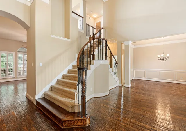 Photo 3 of Single family home for sale at 1750 Lake Forest Dr, Rockwall, TX 75087 | MLS# 21314765 | Listing updated on 2026-10-05