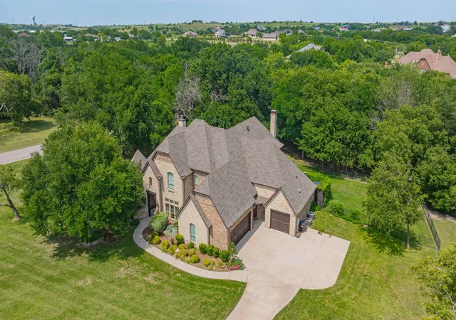 Photo 1 of Single family home for sale at 101 Western Breeze Dr, Fort Worth, TX 76126 | MLS# 21314706 | Listing updated on 2026-07-25