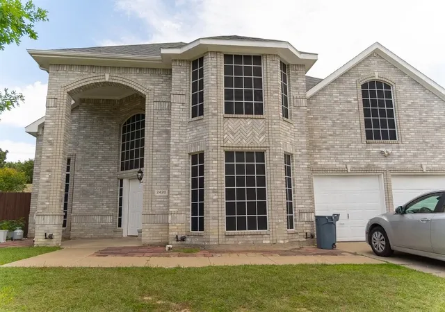 Photo 1 of Sale Pending at 2420 Harpers Ferry Ct, Mesquite, TX 75181 | MLS# 21305693 | Listing updated on 2026-08-22