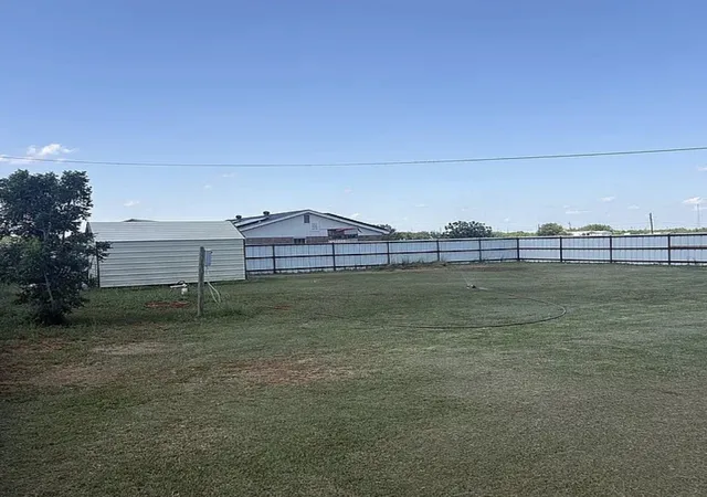 Homes for sale in Merkel, TX | 30 Humphreys Vlg, Merkel, TX 79536 | MLS# 21314829