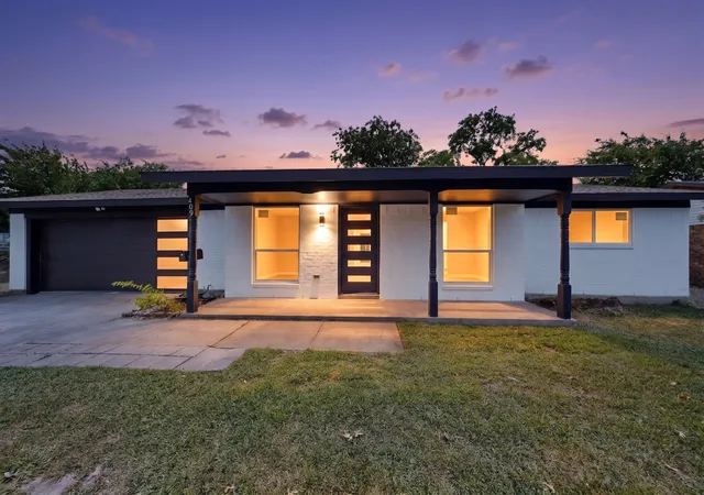 Photo 1 of Single family home for sale at 409 Opal St, Saginaw, TX 76179 | MLS# 21314817 | Listing updated on 2026-08-22