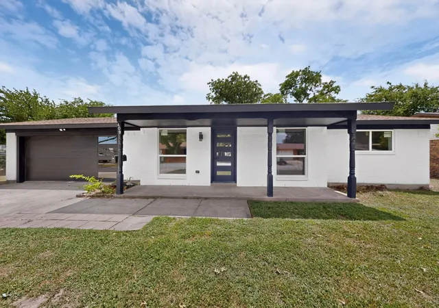 Photo 2 of Single family home for sale at 409 Opal St, Saginaw, TX 76179 | MLS# 21314817 | Listing updated on 2026-08-22