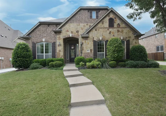 Photo 1 of Single family home for sale at 9617 Bowman Dr, Fort Worth, TX 76244 | MLS# 21312335 | Listing updated on 2026-08-22