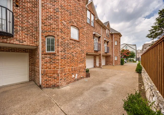Photo 2 of Mansion for sale at 3425 Westminster Ave, Dallas, TX 75205 | MLS# 21314859 | Listing updated on 2026-08-22