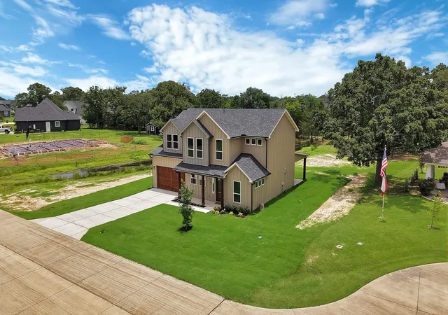 Photo 4 of Single family home for sale at 287 Hickory Ct, Quinlan, TX 75474 | MLS# 21314866 | Listing updated on 2026-08-20