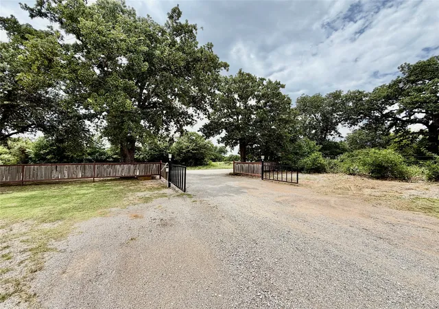 Homes for sale in Eastland, TX | 309 County Road 461, Eastland, TX 76448 | MLS# 21314848