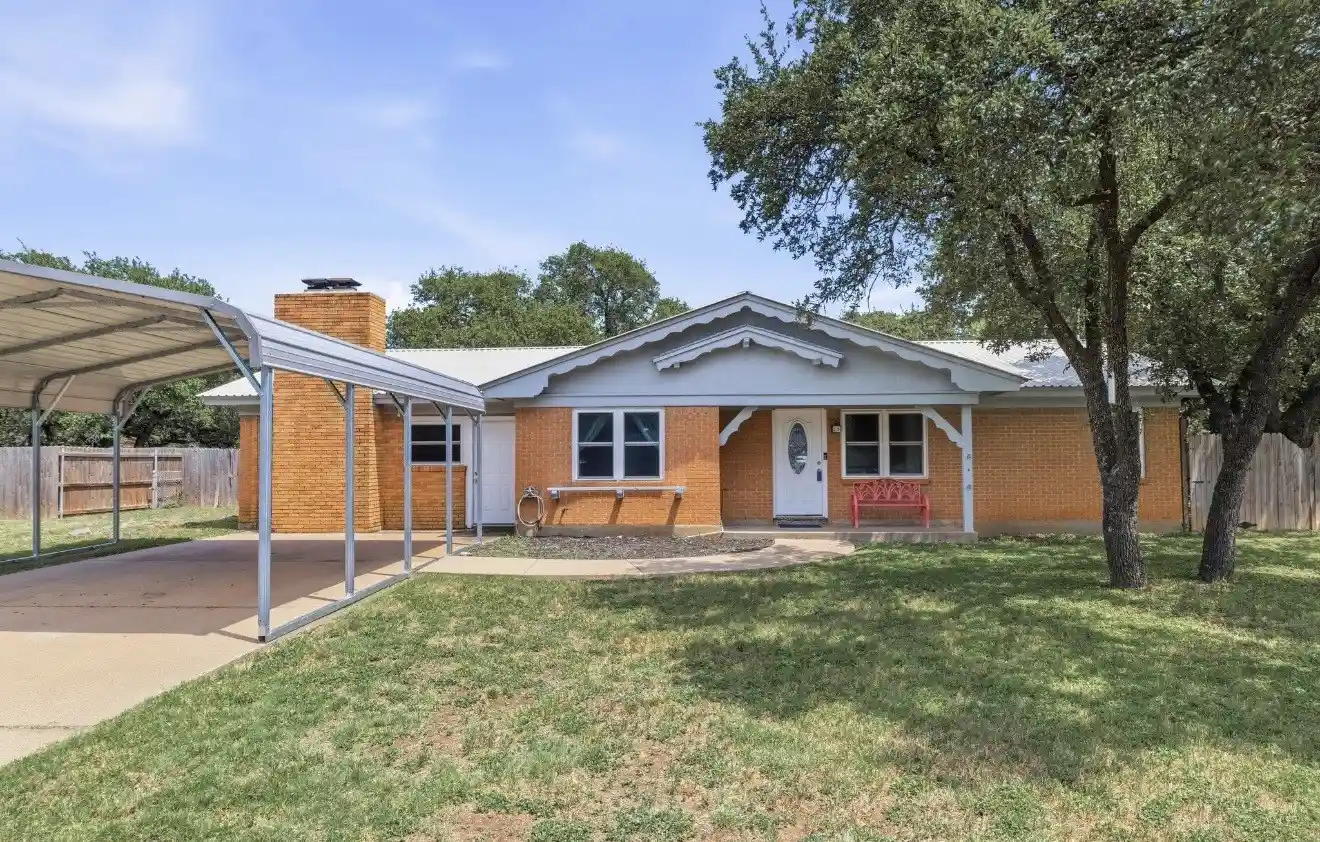 Single family home for sale at 1608 Campa Dr, Brownwood, TX 76801 | MLS# 21314898