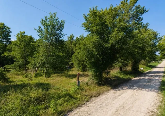 Homes for sale in Kerens, TX | 9026 Ne County Rd, Kerens, TX 75144 | MLS# 21314904