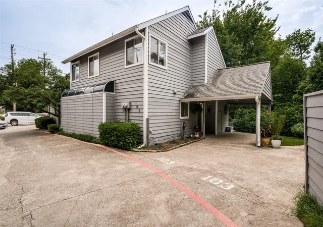 Listing Photo 4 - Condo for sale in building located at 9233 Church Rd, Dallas, TX 75231 - Unit #103
